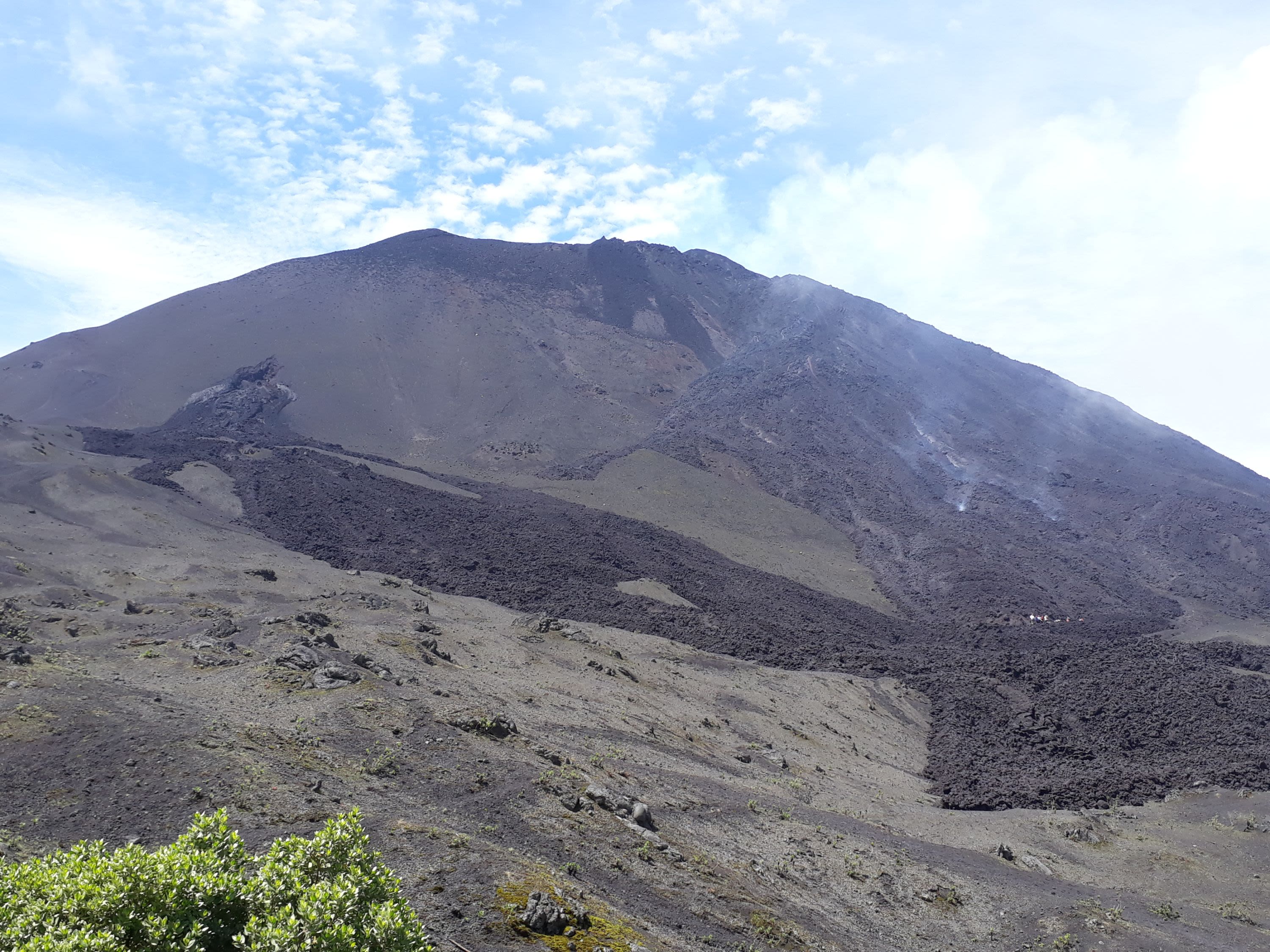 Pacaya volcano hike