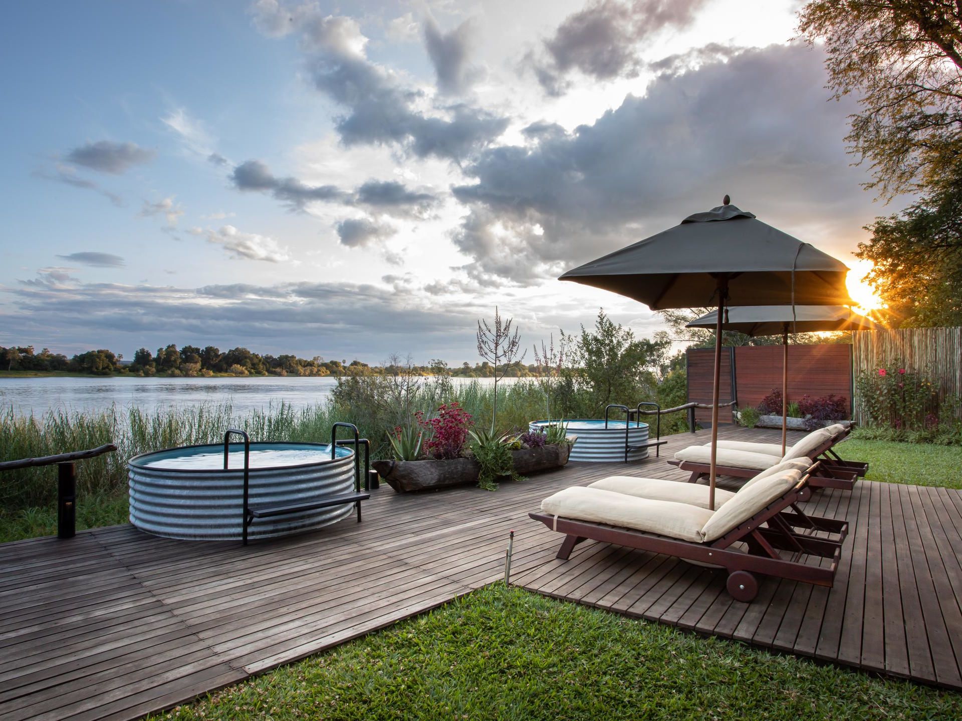 Victoria Falls Exploration, Sunset Bout Cruise