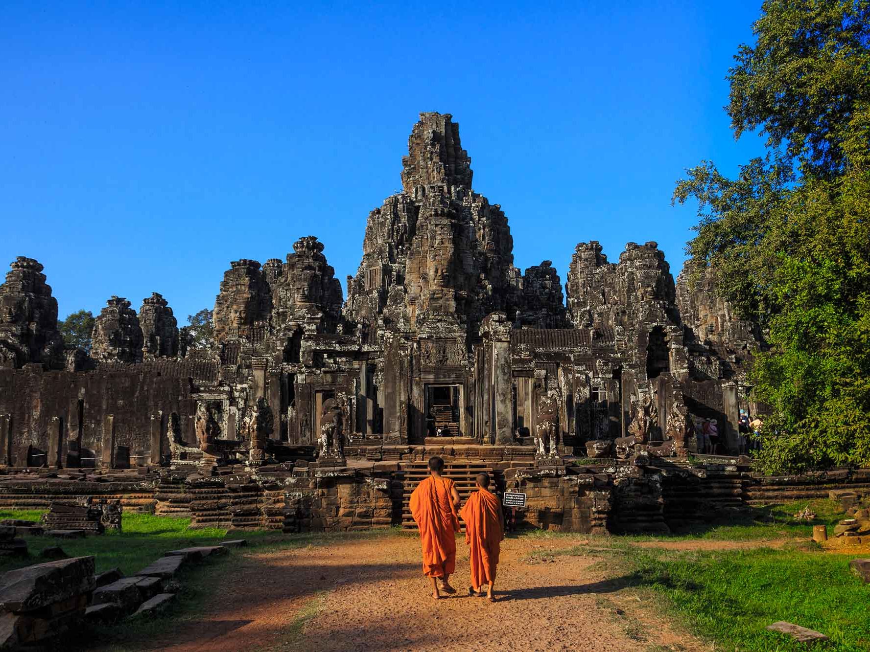 Angkor Thom & Angkor Wat