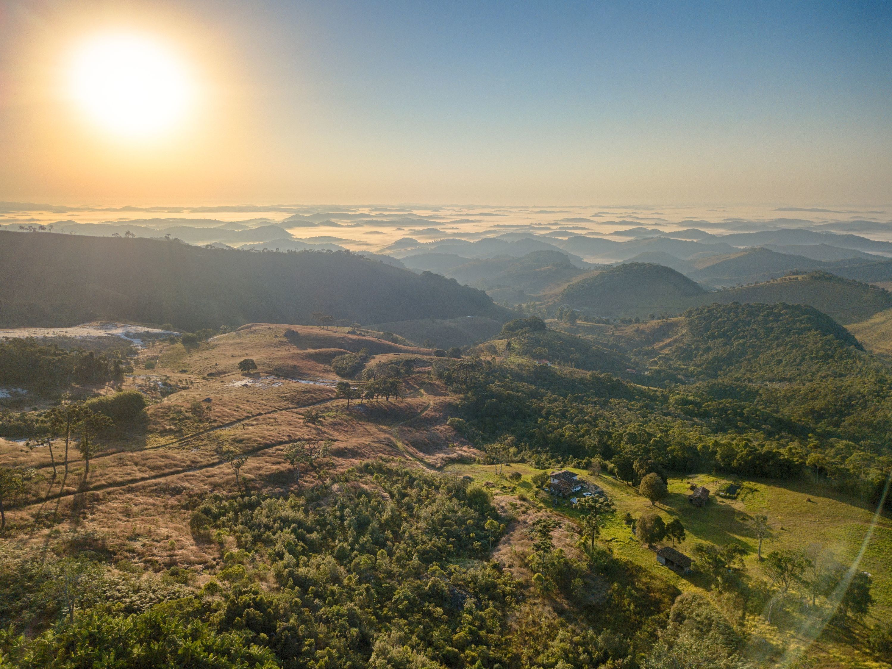 Private Transfer from Juiz de Fora to Ibiti Projecto