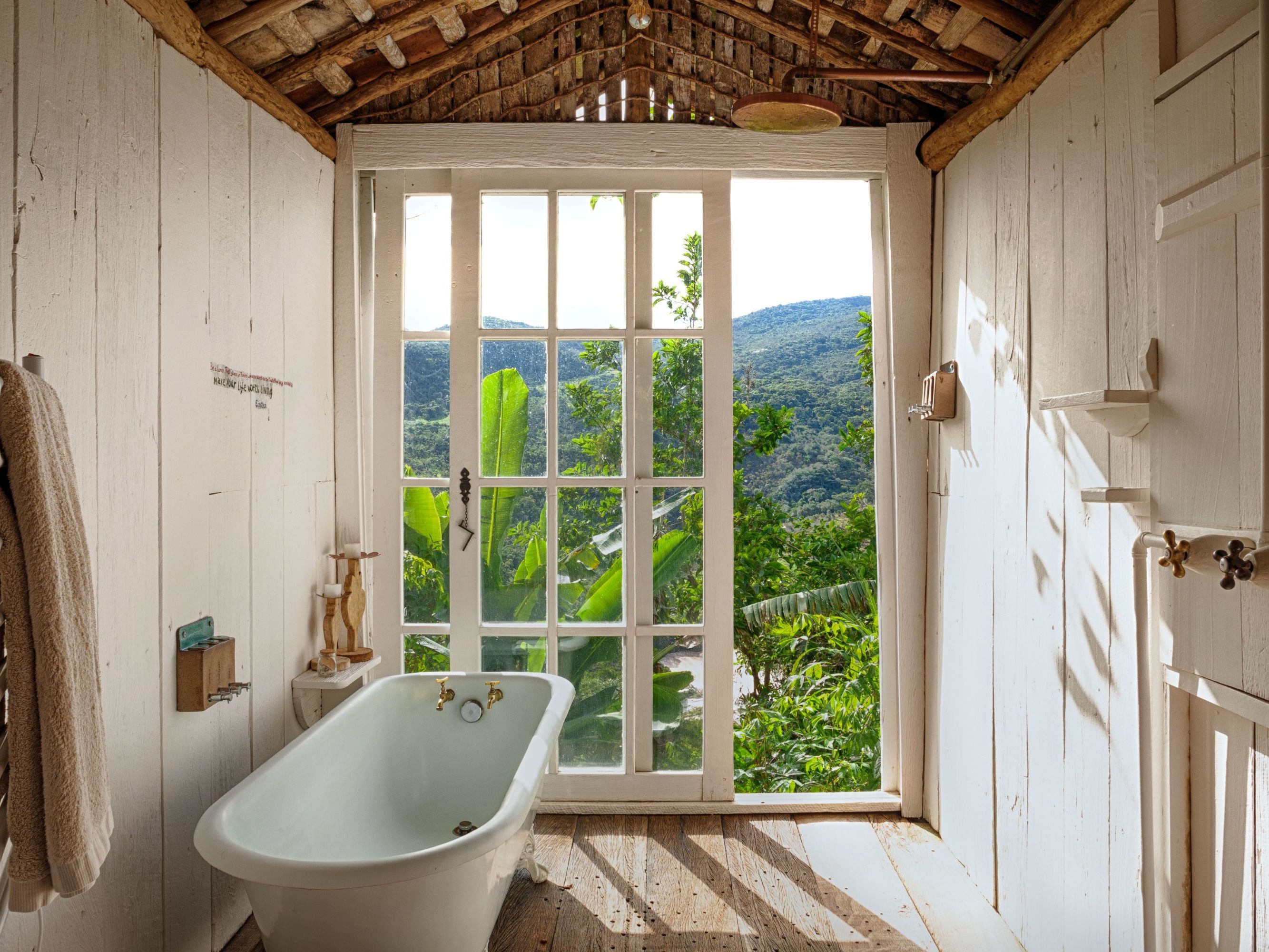 Explore Mogol Village at Ibiti Projeto