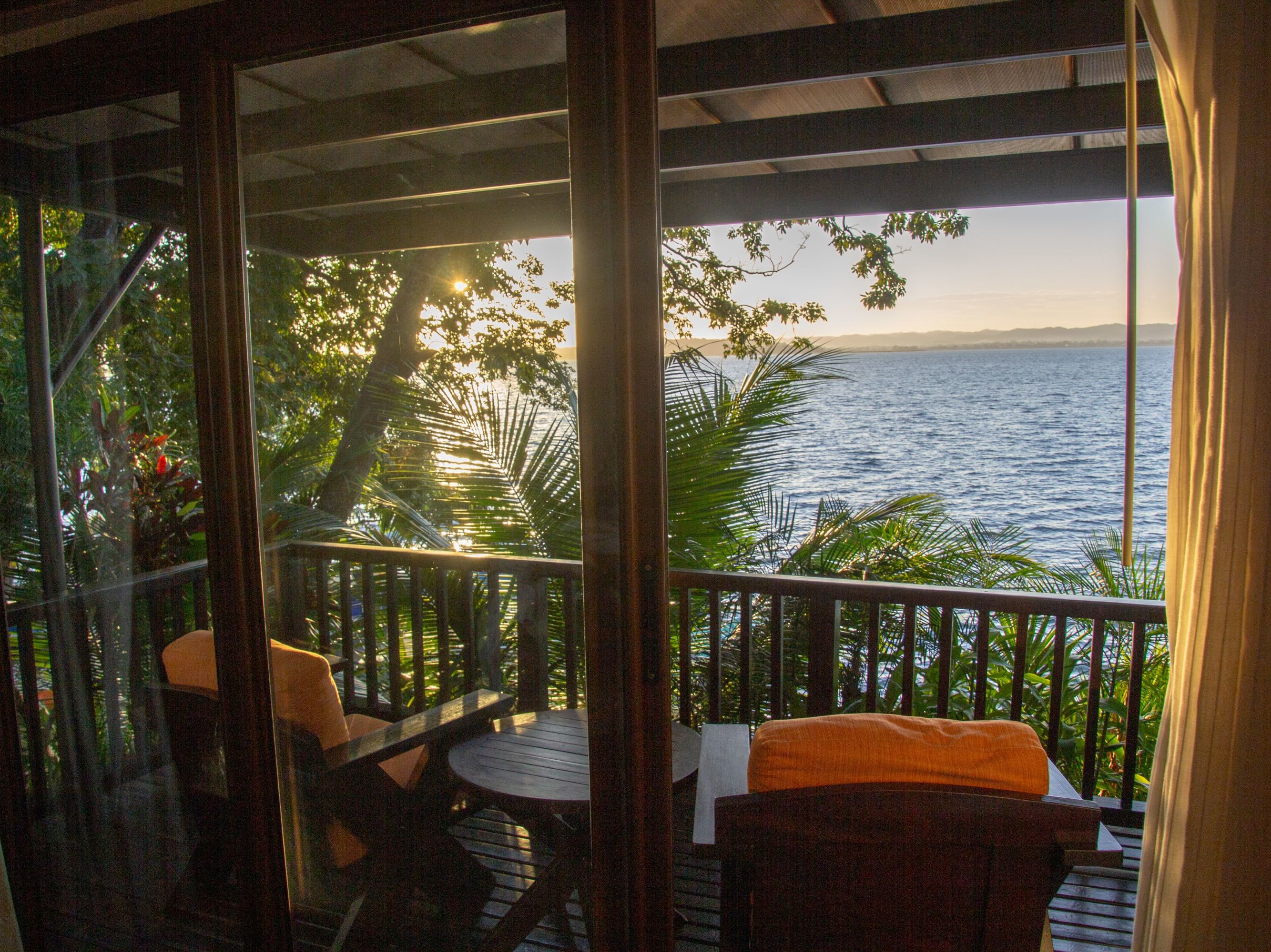 Arrival in Petén and Check-in at Bolontiku