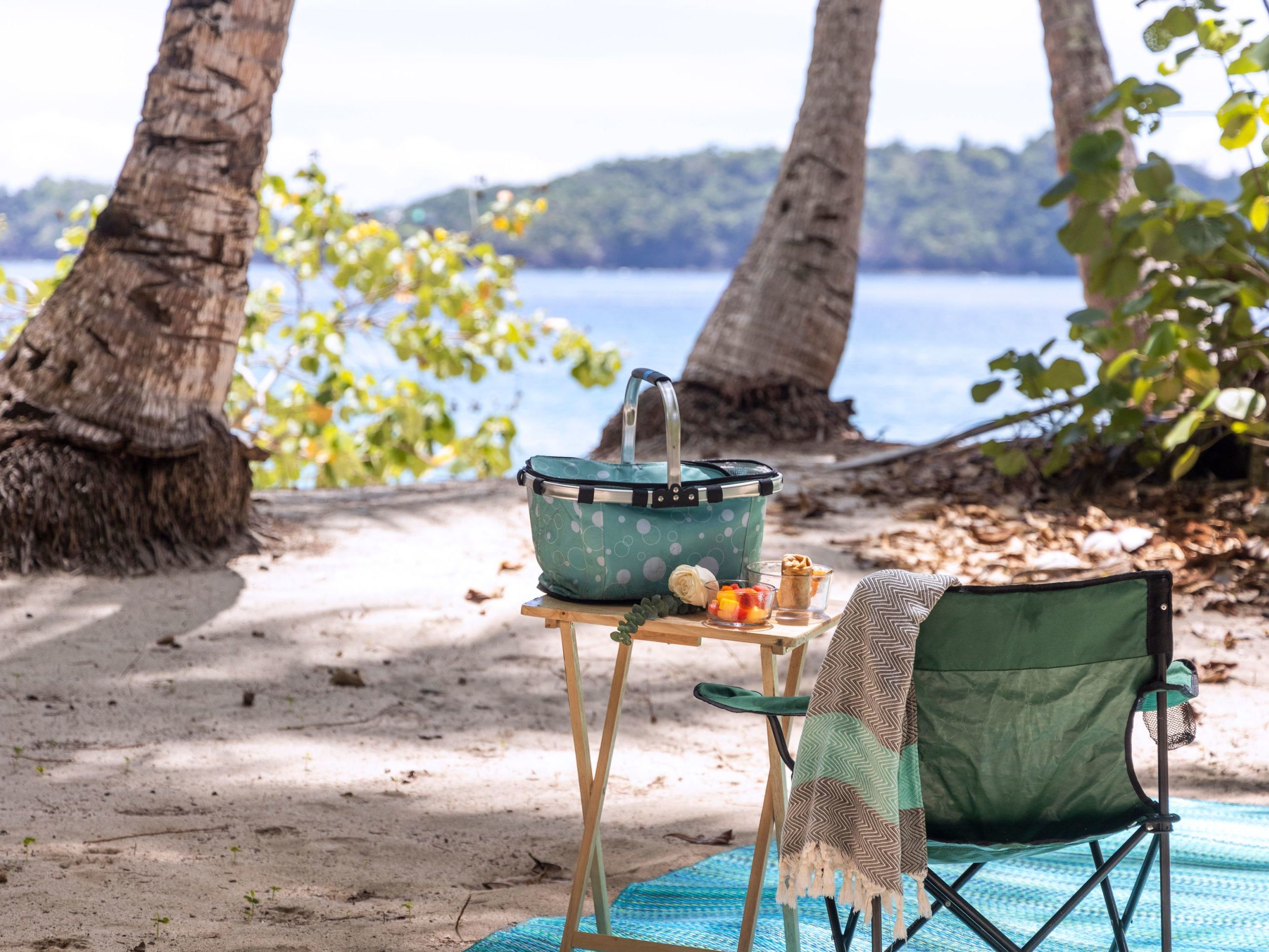 Explore Isla Palenque 3