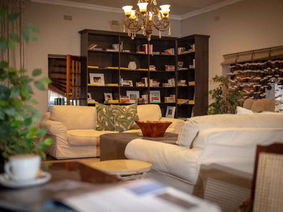 Shiduli Safari Lodge