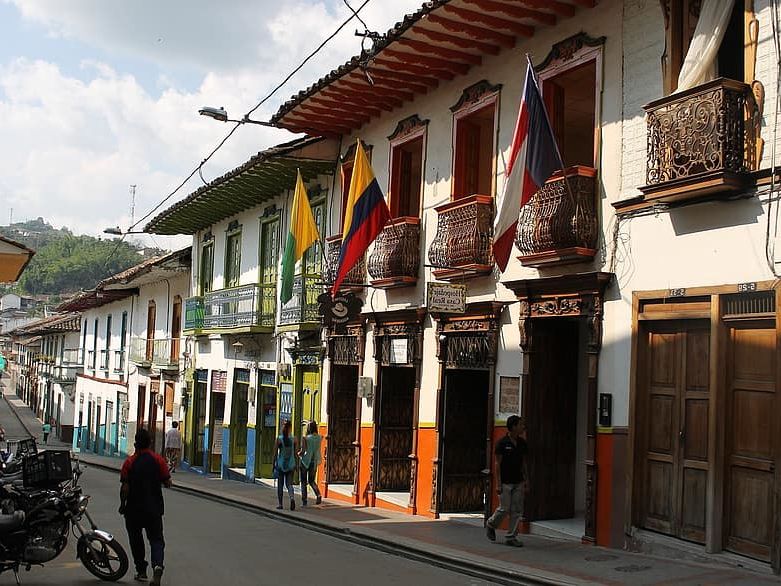 Introducing Salamina