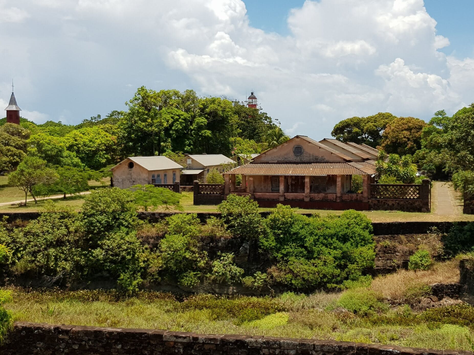 Explore Devils Island and Transfer to Kourou