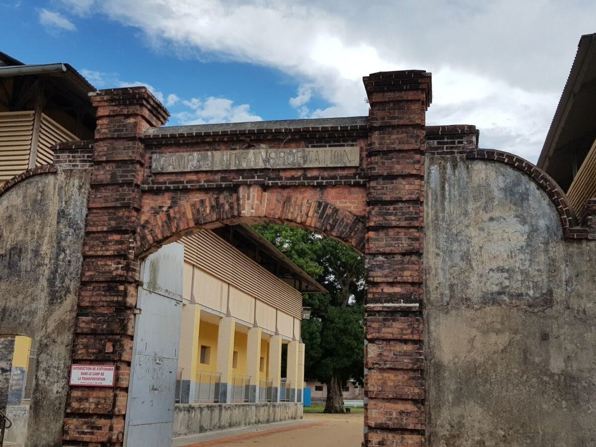 Transfer from Kourou to Paramaribo, via St. Laurent du Maroni