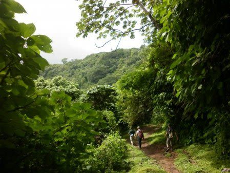 Apoyo Lagoon Excursion & Evening Masaya Volcano