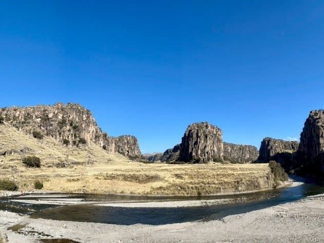 Hike Up Tres Canyones and Camping