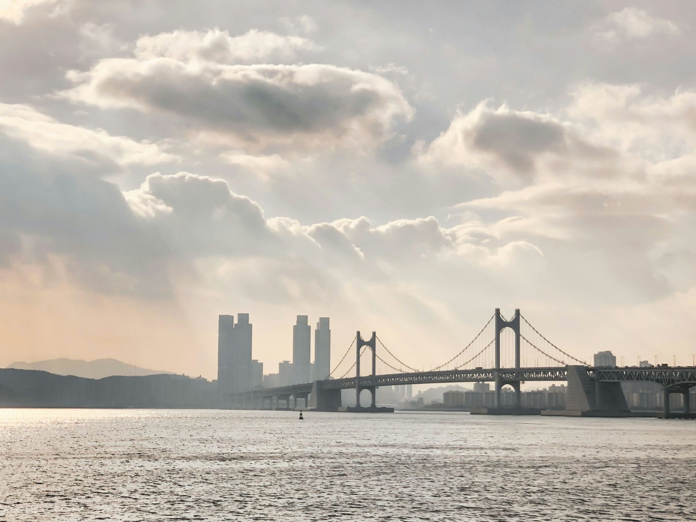 Full-Day Tour: Busan – Coastal Temples & Sunset Yacht