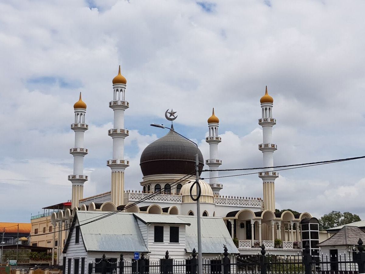 Guided Orientation of Paramaribo