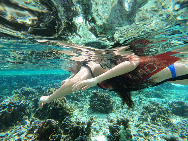 Speedboat from Fulhadhoo Island to Maalhos with Guided House Reef Snorkelling