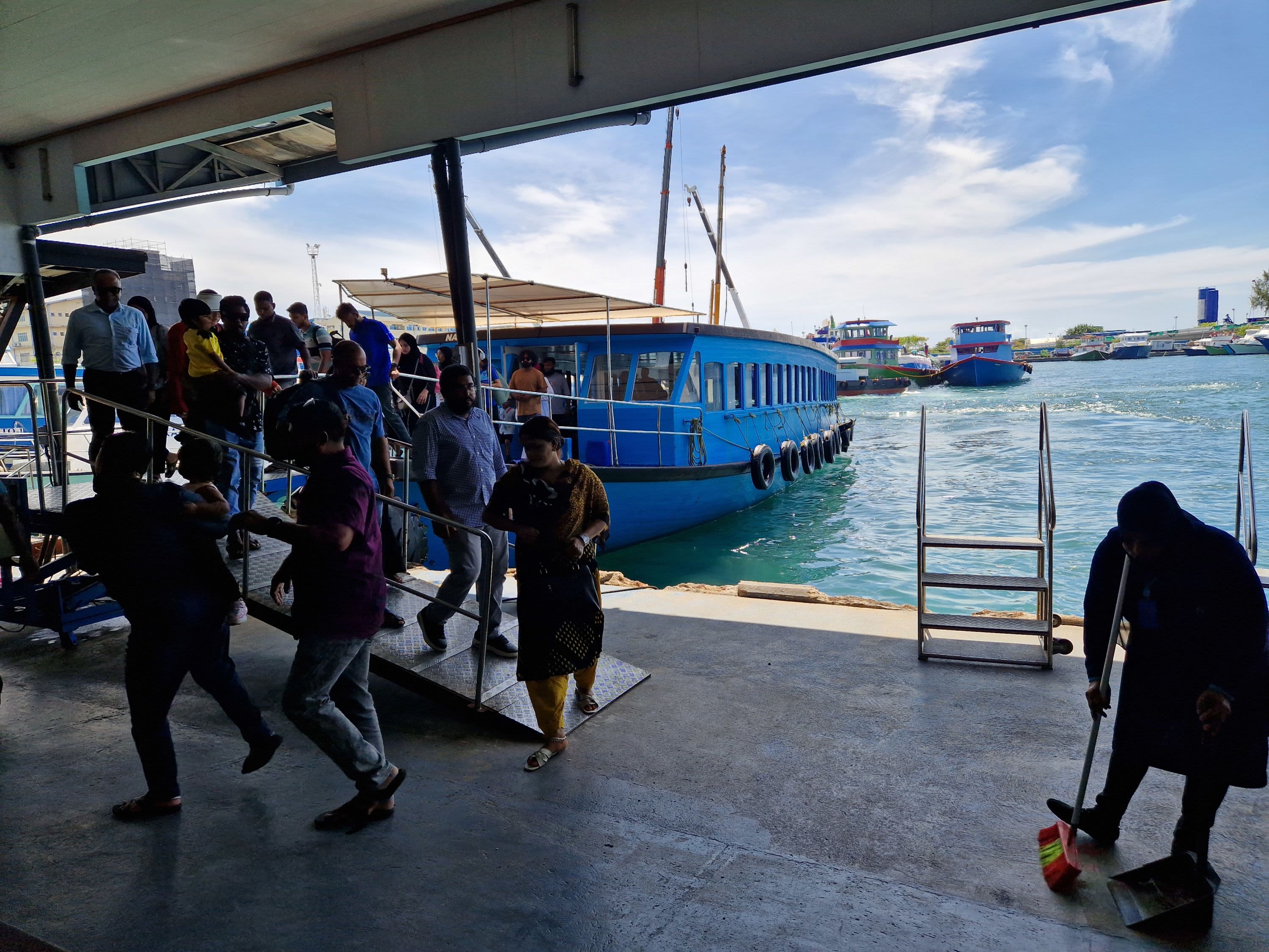Transfer from Thinadhoo to Goidhoo with Villimale Eco Tour enroute