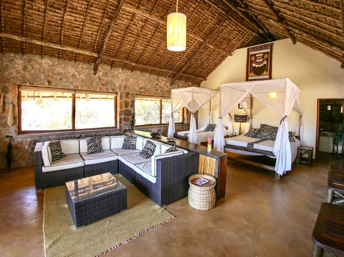 Ruaha River Lodge 