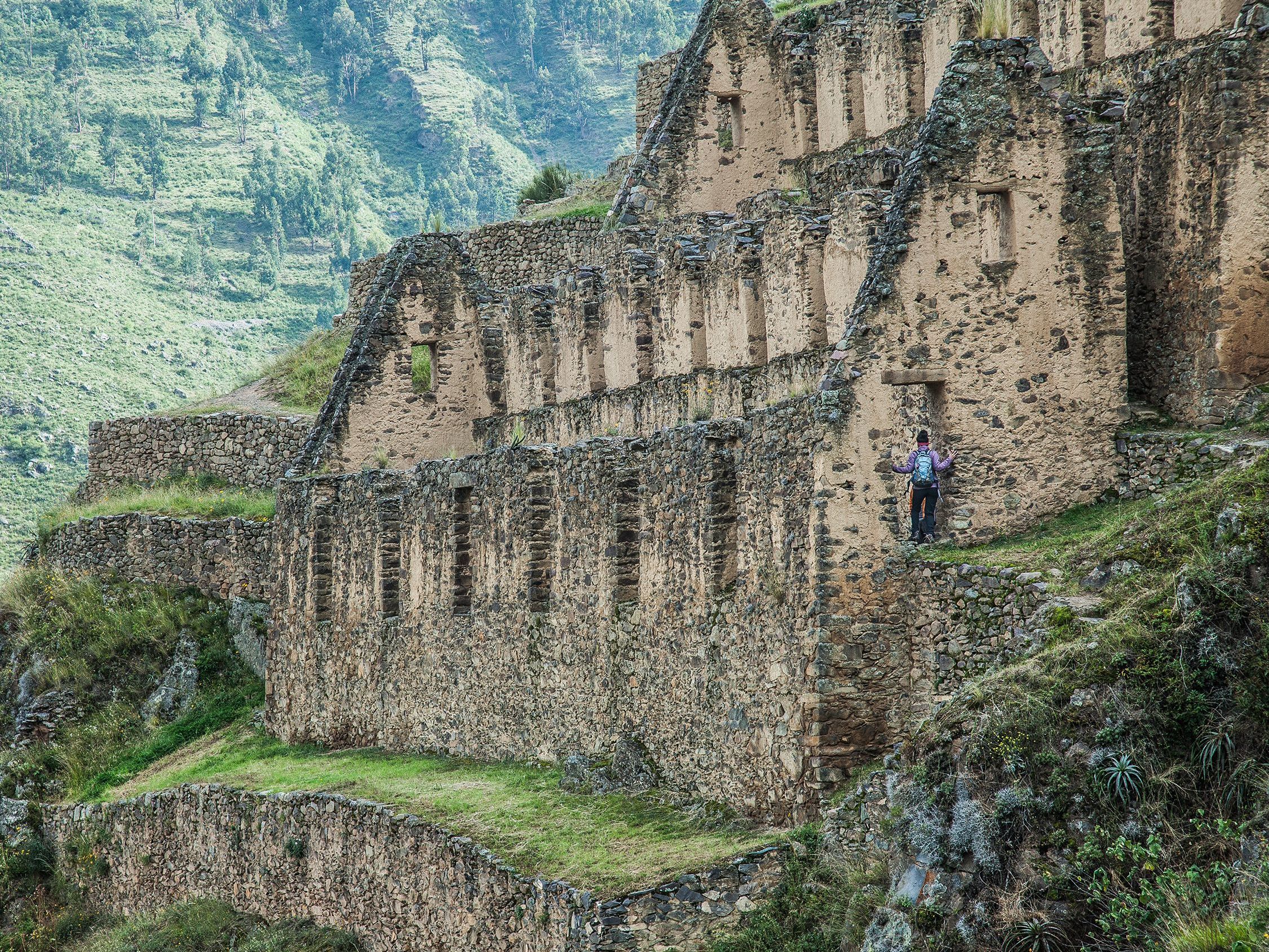 Pisac Market & Ollantaytambo - Full Day Tour
