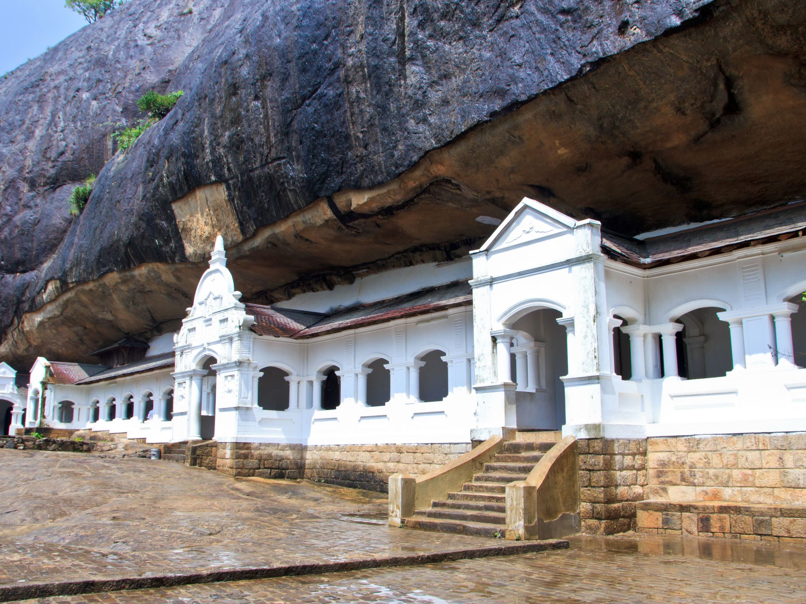 Transfer to Dambulla and Visit Dambulla Cave Temple