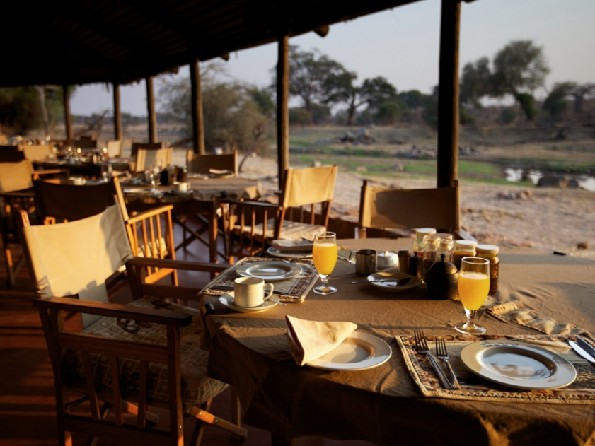 Ruaha River Lodge 