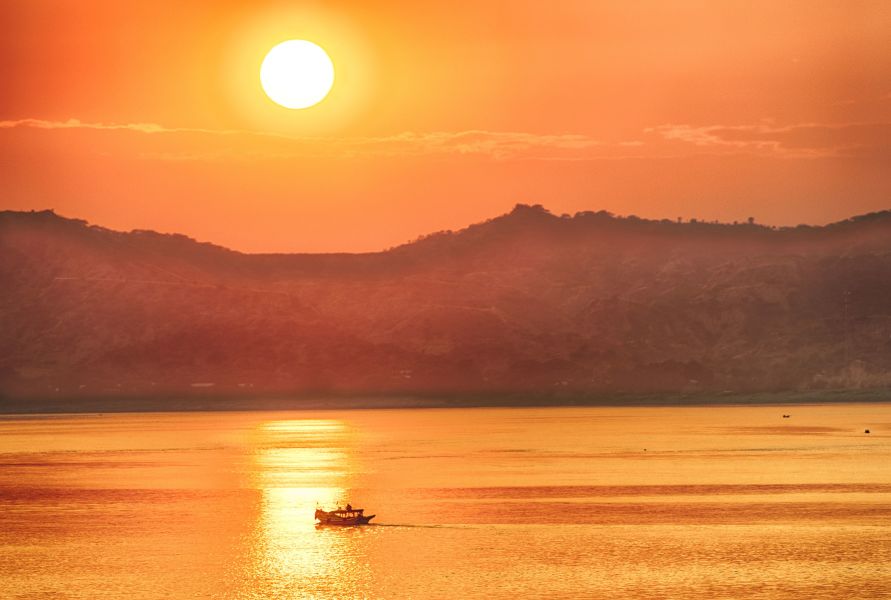 Myanmar & Southern China: Places Unexplored