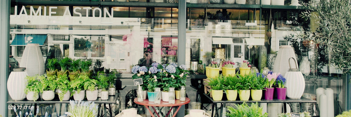 Festive Florals – Wreath Making by Jamie Aston - crafts in London
