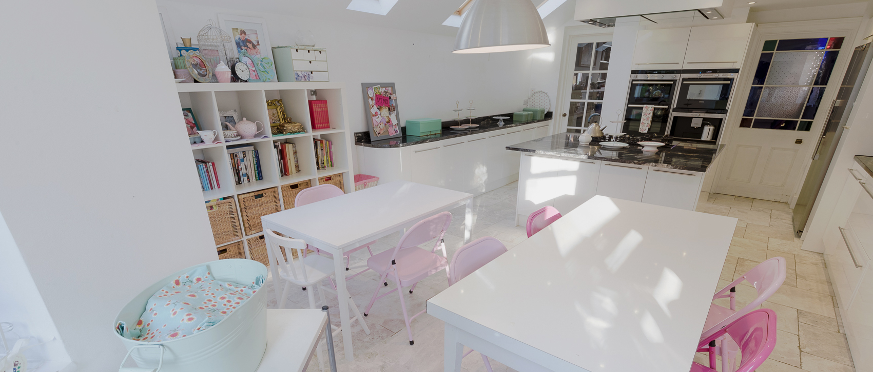 Intermediate Cupcake Decorating by Cookie Girl - food in London