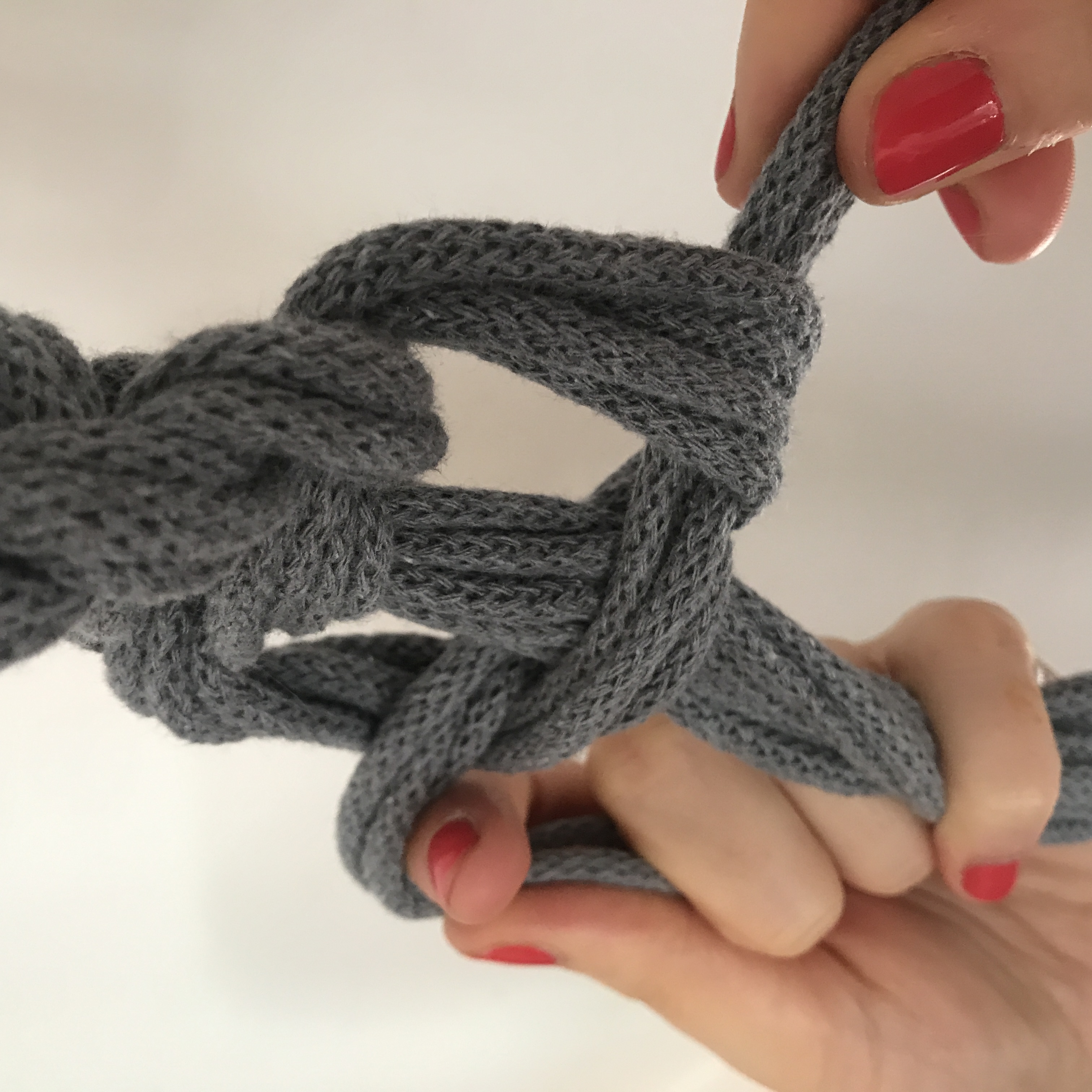 Macrame Plant Hanger Workshop for Beginners by BAM London - crafts in London