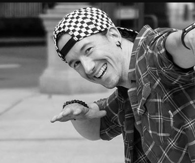 Beginners Commercial Dance Class by Brendon Hansford - dance in London