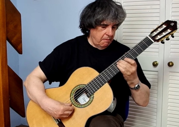 Beginners Piano Lessons by Tony Rath - music in London