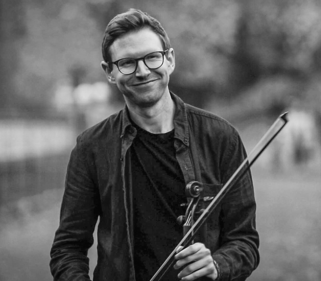 Violin Improvisation with Richard Jones by Richard Jones - music in London