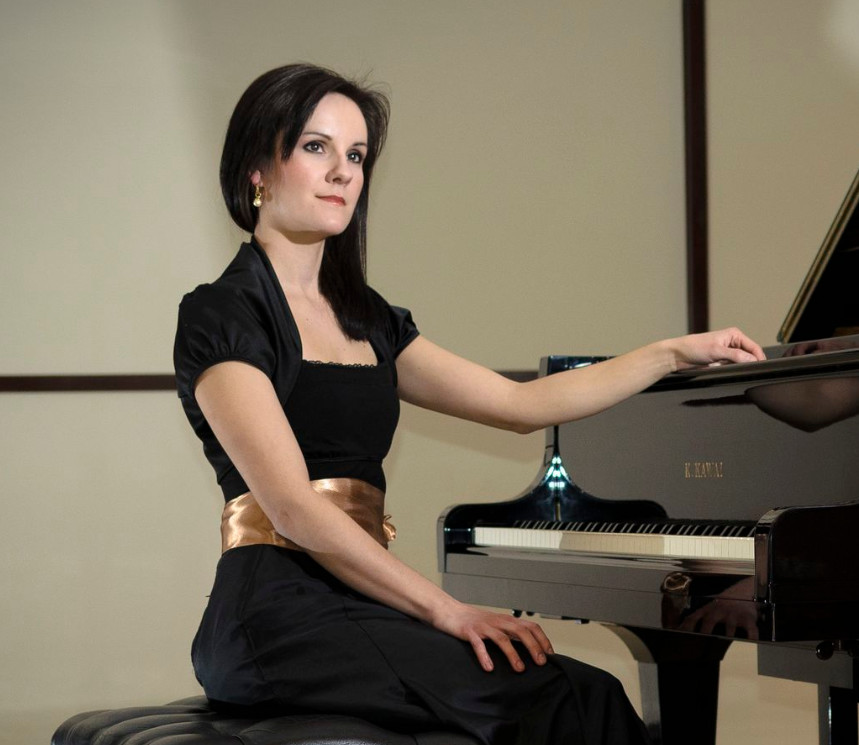 Beginners Piano Lessons by Sandra Kos - music in London