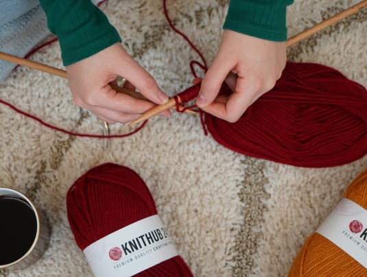 Learn to Knit a Pom Pom Hat | Beginner's Hand Knitting 