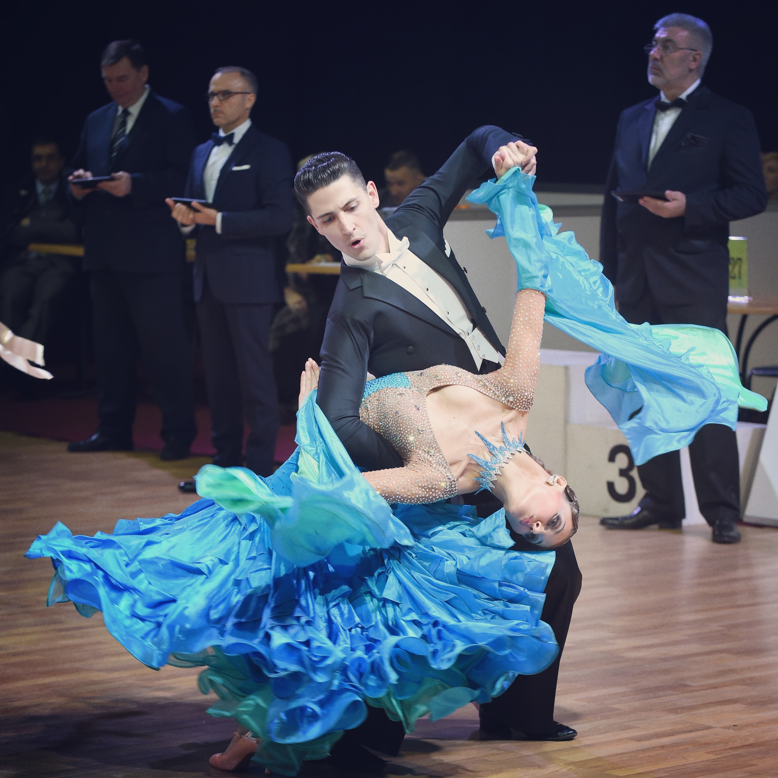 Ballroom and Latin dance for Adults by Dance Delight UK - dance in London