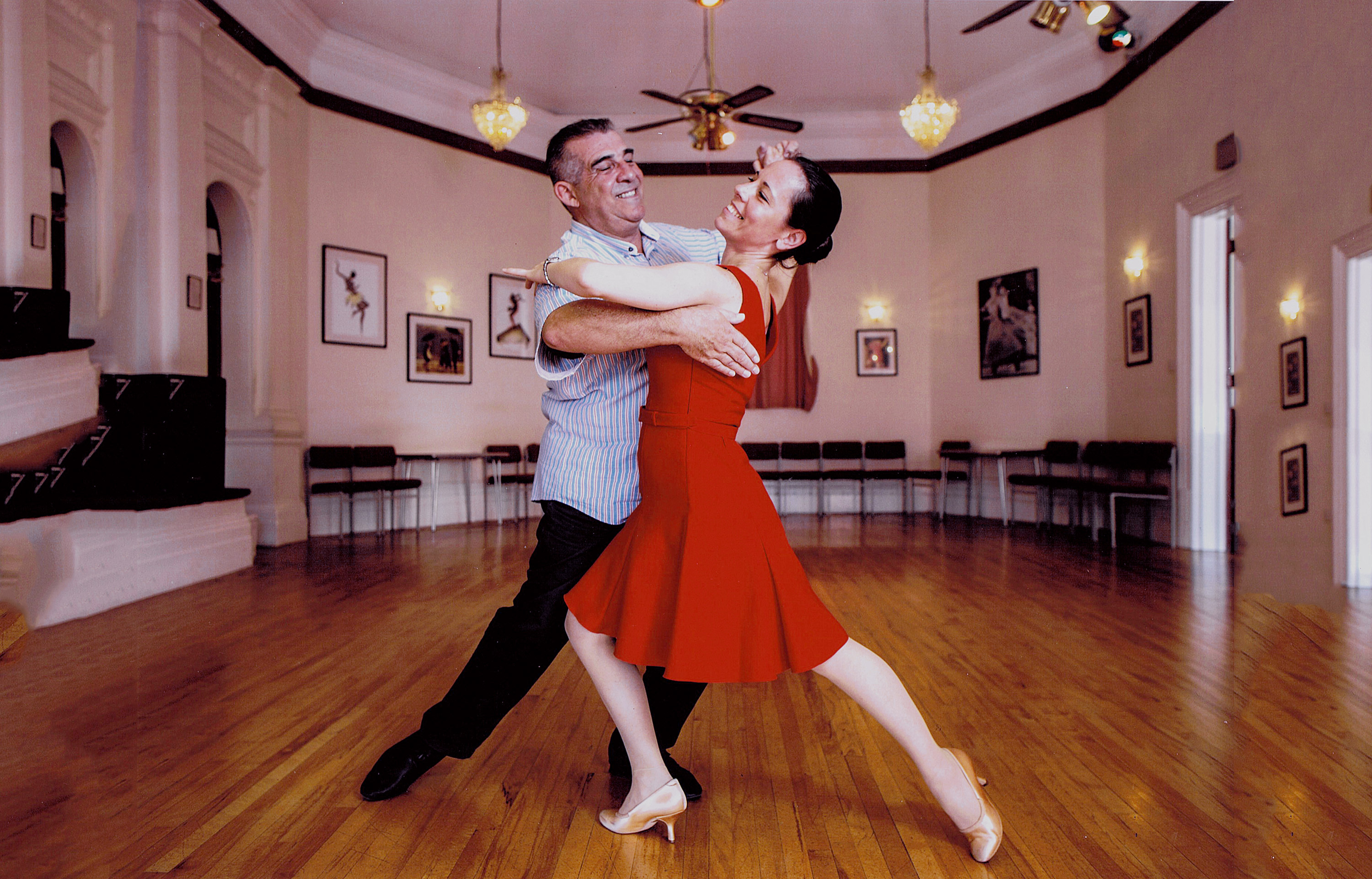 Absolute Beginners Ballroom and Latin Dance Course by Kelly's Dance - dance in London