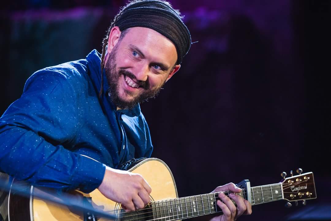 Beginners Guitar Lessons with Leon King by Leon Michael King Guitar Tuition - music in London