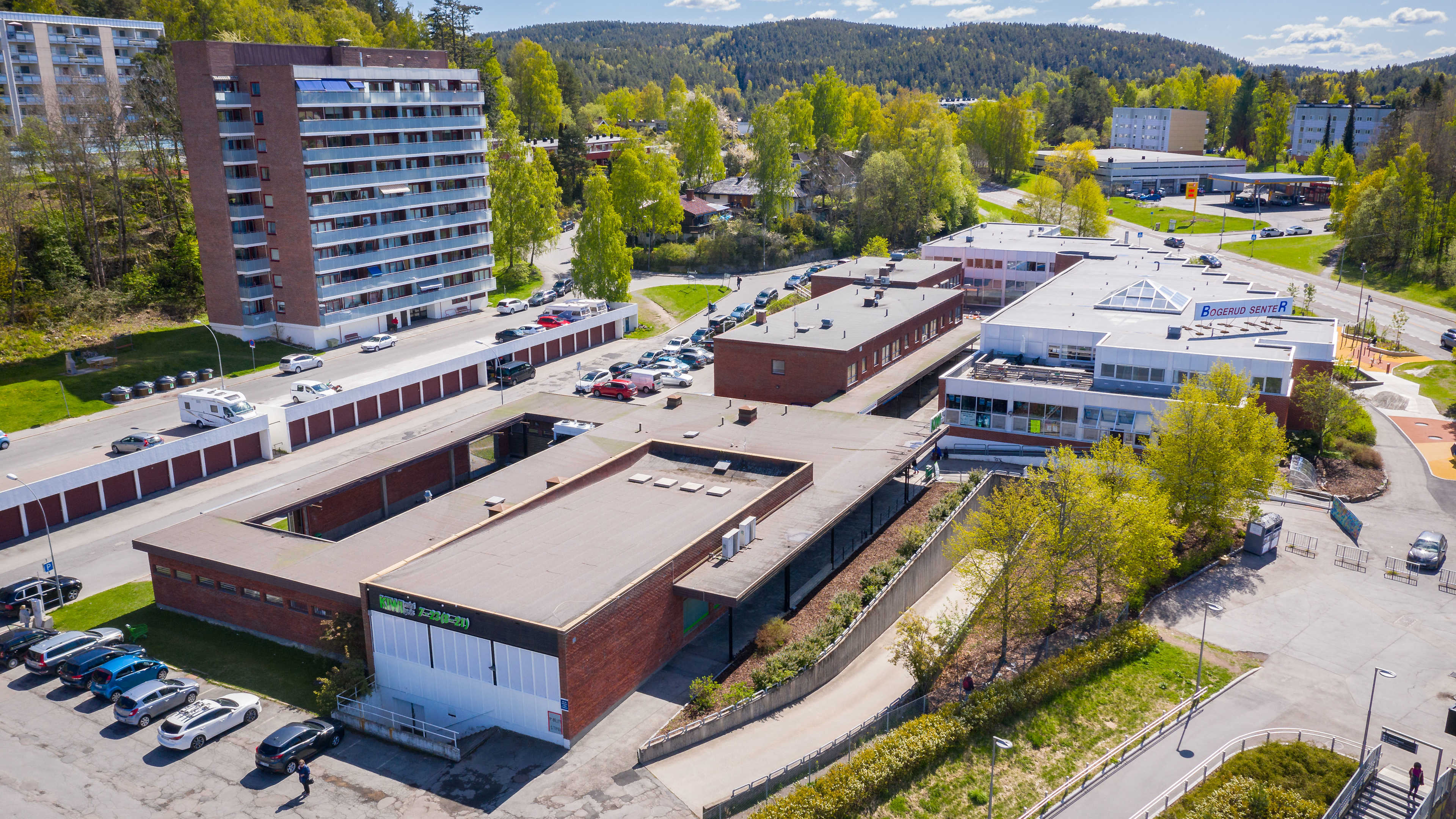 Dronefoto av Bogerud Torg.