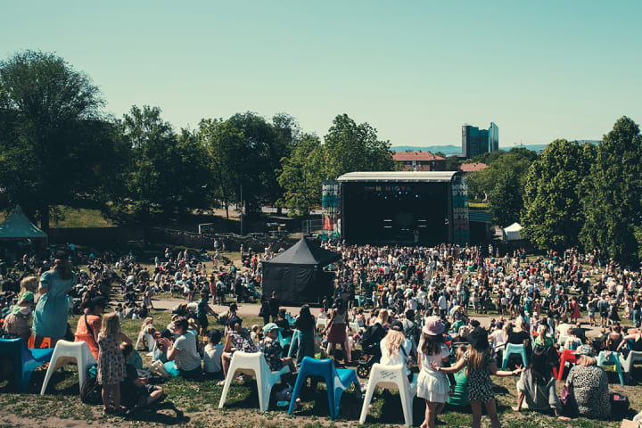 En konsert på Miniøya i 2023.