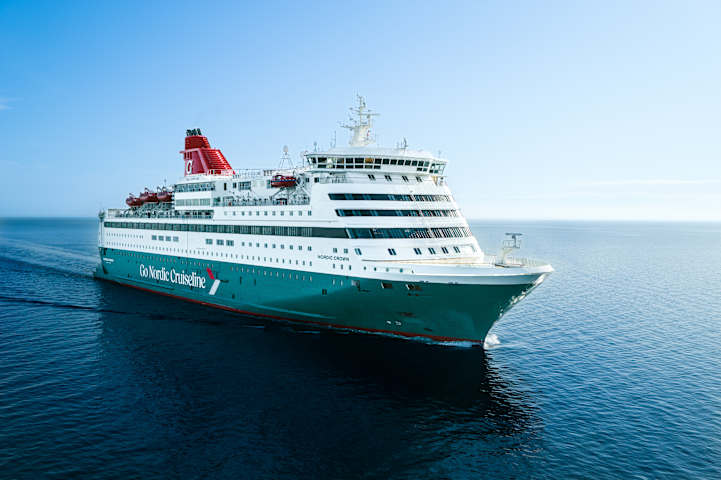 Go Nordic Cruiseline sin båt på havet