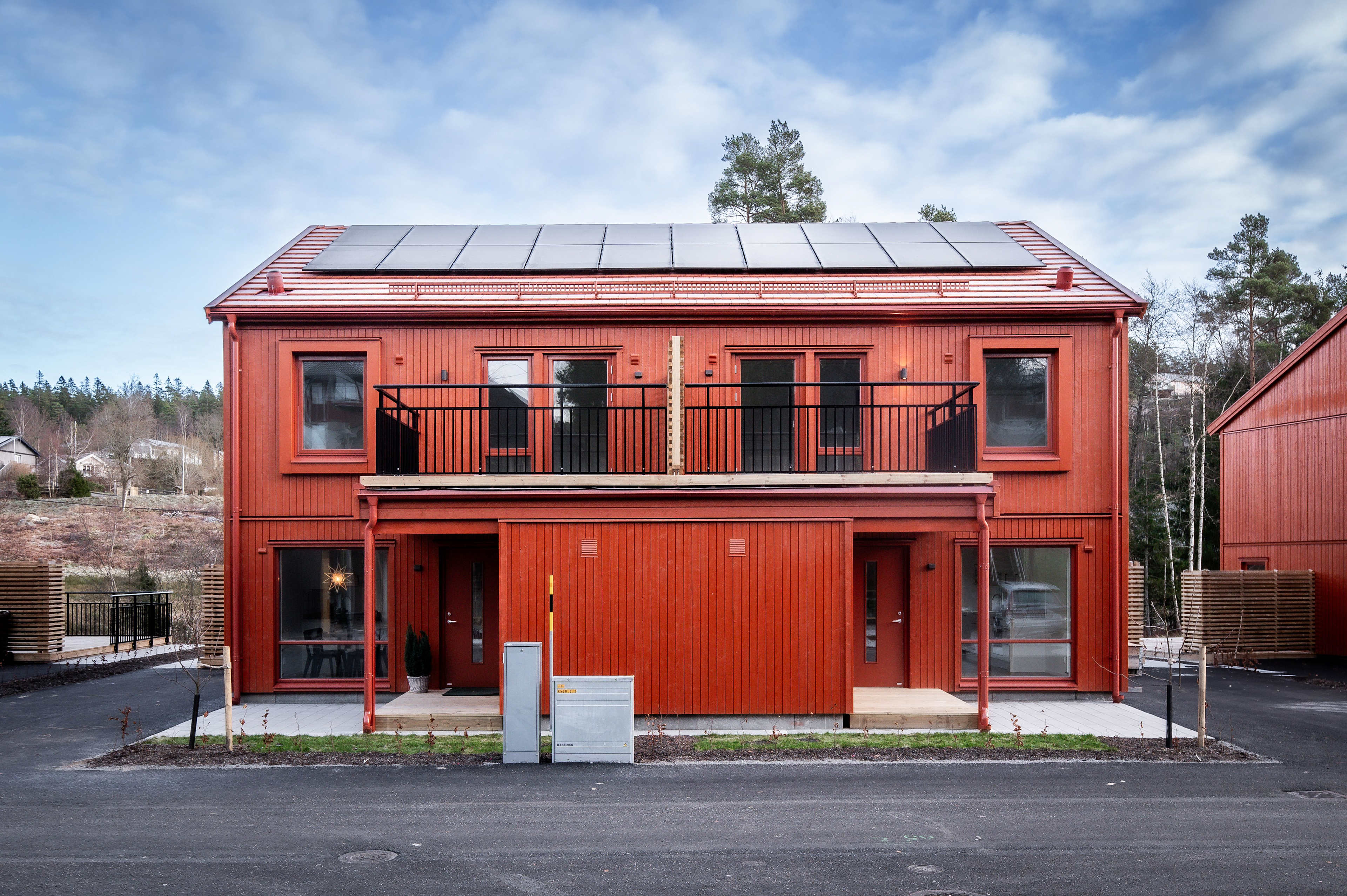 Foto av en tomannsbolig bygd av OBOS Myresjöhus.