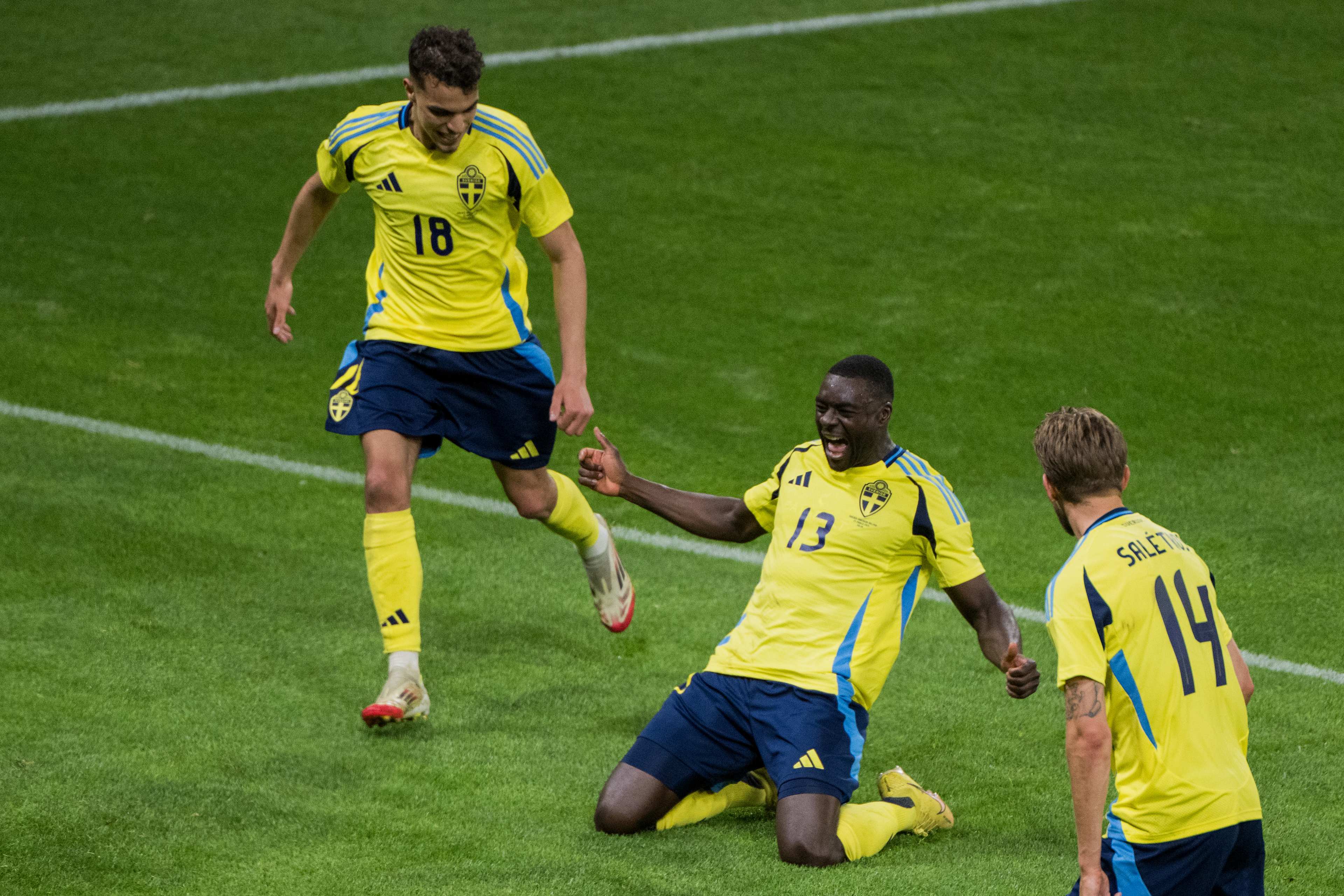 Ken Sema firar