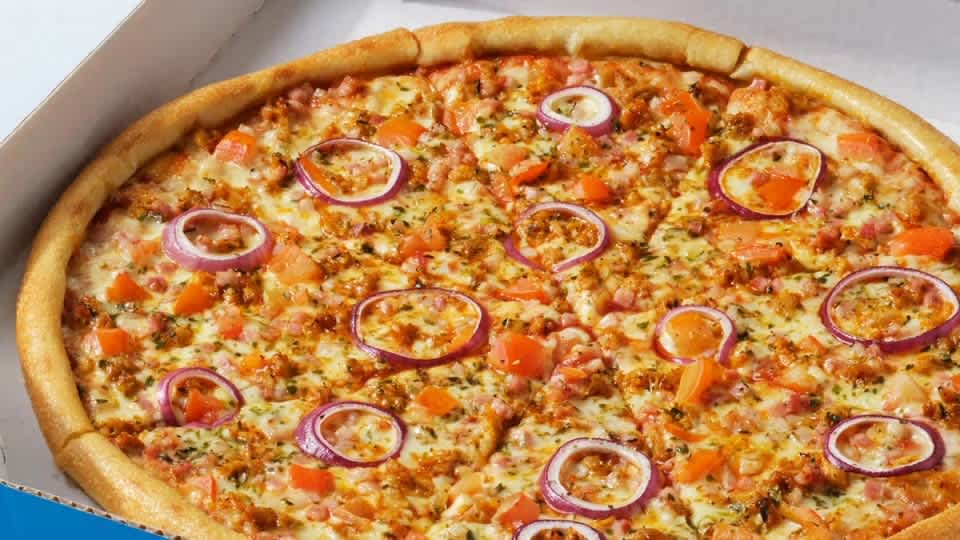 Månedens OBOS-Pizza hos Domino's - juli 2026 Chicken Fiesta