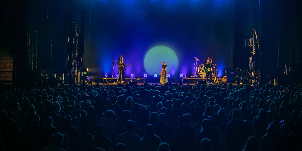 Foto av en konsert på Månefestivalen.