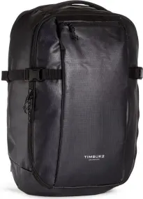 Front facing view of the Timbuk2 Blink