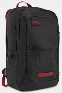 Front facing view of the Timbuk2 Parkside