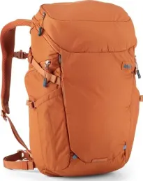 Front facing view of the REI Co-op Ruckpack 28