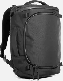 Front facing view of the Aer Capsule Pack (35L)
