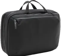 Front facing view of the Everyman Hideout 5-Way Commuter
