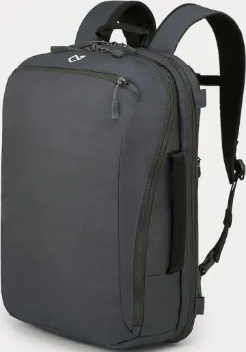 Minaal Daily 3.0 carry-on backpack