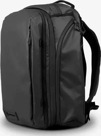Front facing view of the Transit Travel Backpack 35L
