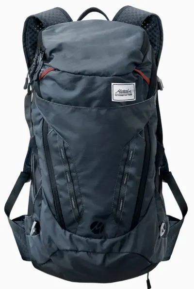 Front facing view of the Matador Beast28 Packable Backpack