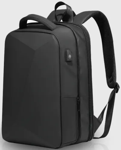 Front facing view of the Kore Klassics Tech Travel Pack