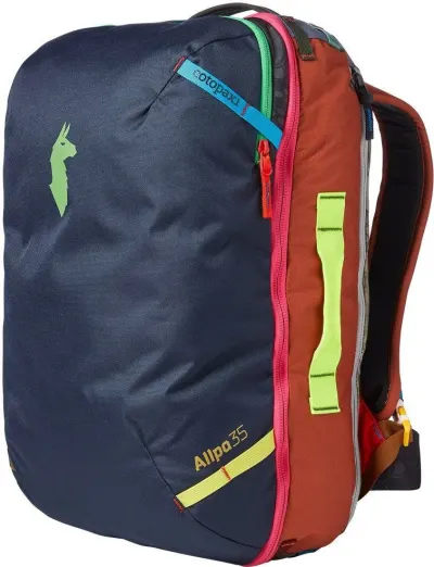 Front facing view of the Cotopaxi Allpa Travel Pack 35L Del Día 